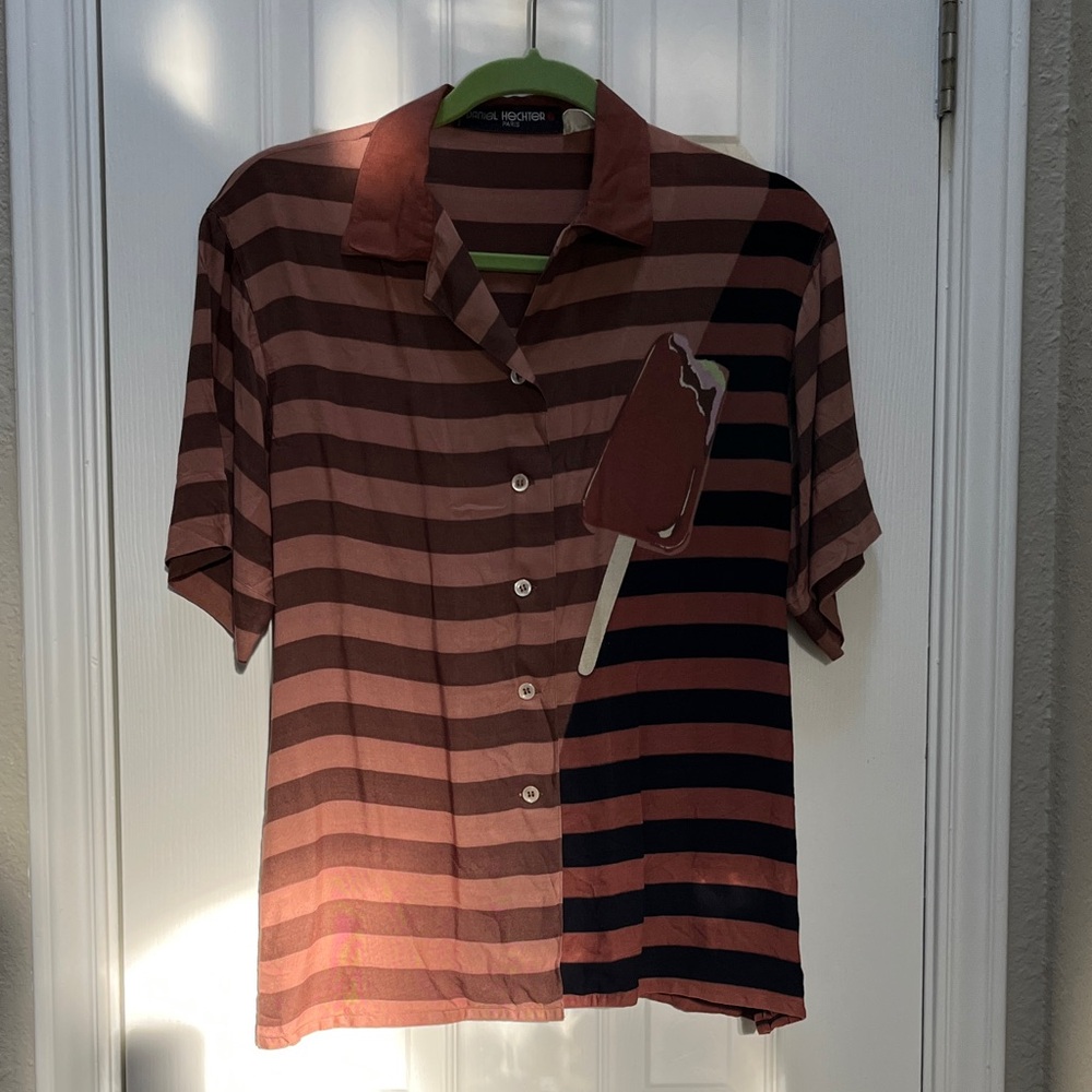 Vintage Daniel Hechter Brown and Black short sleeve graphic Shirt - medium
